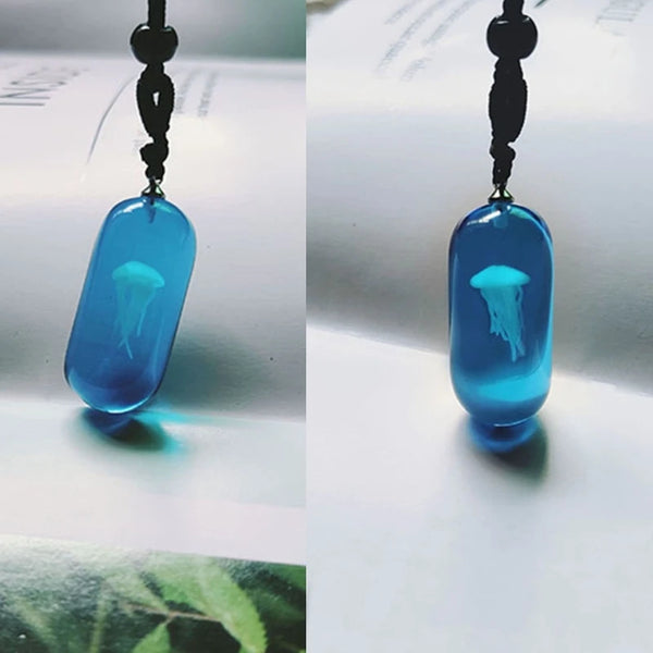 Luminous Jellyfish Pendant Necklace